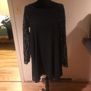 Lightweight little black dress with lace detailing